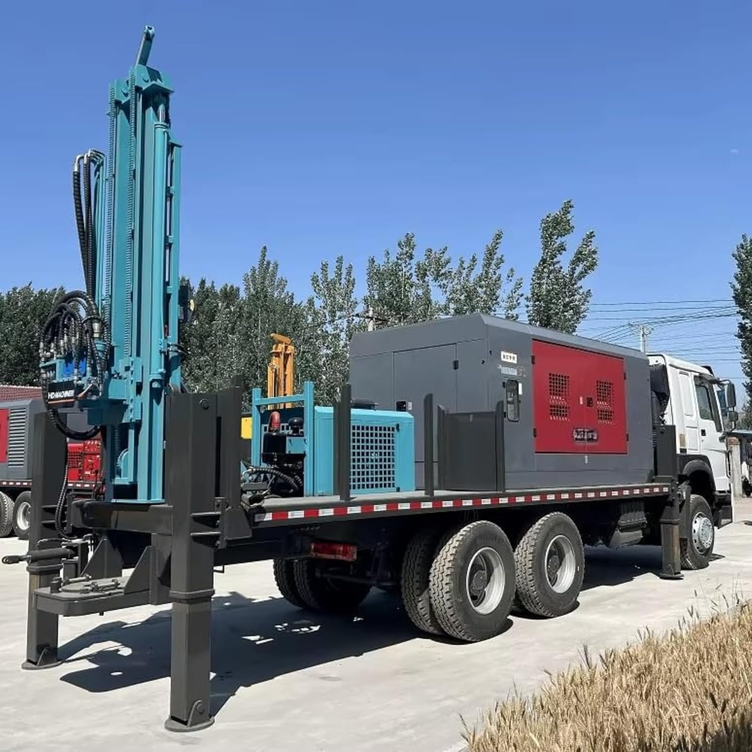 buy truck mounted water well drilling rig,truck mounted drilling rig pros cons,hydraulic core drill machine worth buying,best water well drilling rig for farm,deep borehole drilling machine features,should I buy truck mounted drilling rig - detailed features and technical specifications