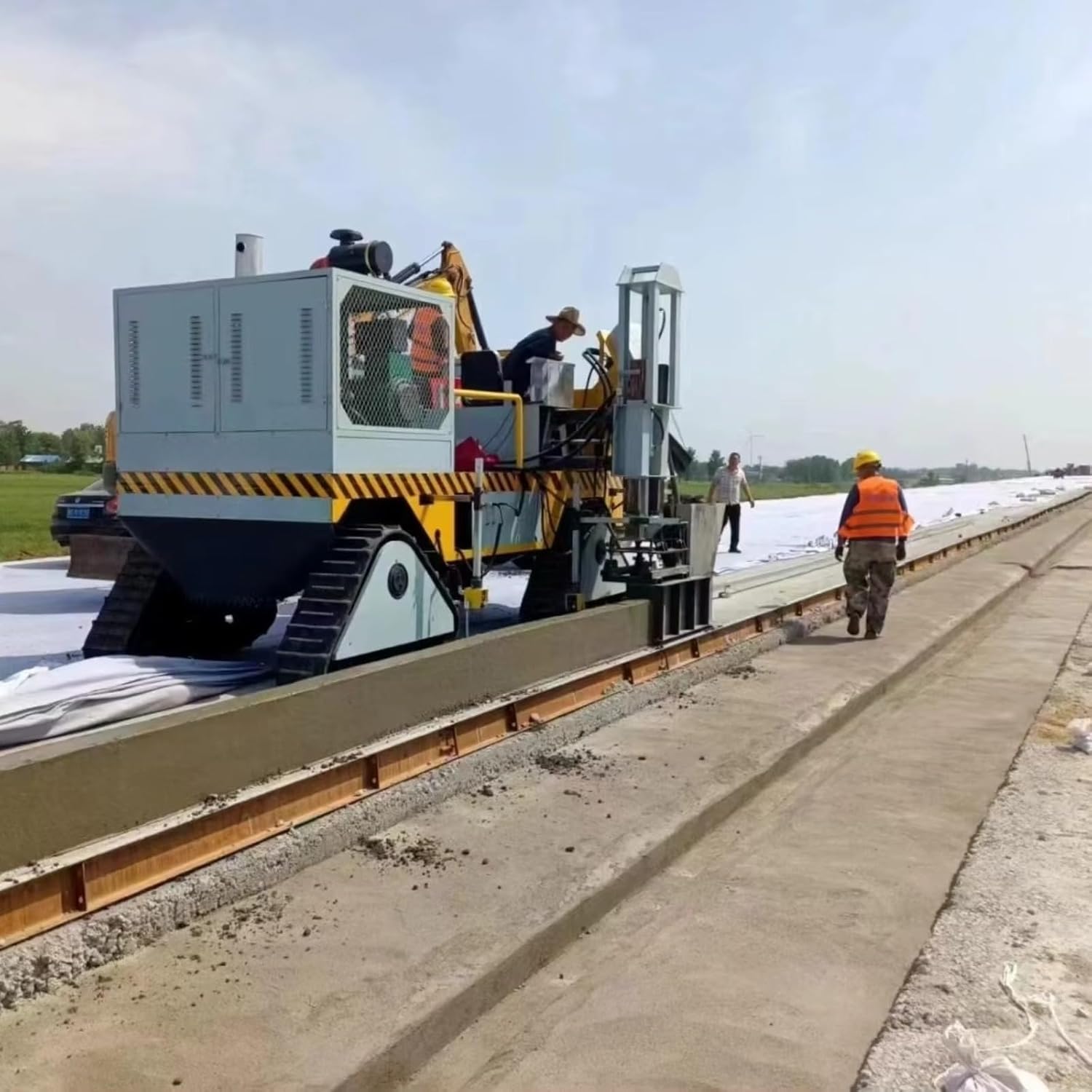 concrete curb slipform paver,should I buy a concrete curb slipform paver,concrete curb slipform paver vs hand forming,concrete curb slipform paver pros cons,best concrete curb machine for paving projects unboxing and complete package contents